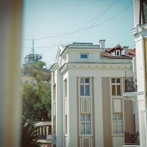  Apartment Beautiful Location Red Mouse